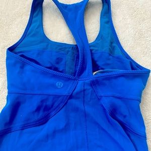 Blue lululemon yoga tee